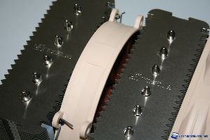 00033 NOCTUA_NH-D14_2011_XTREMEHARDWARE.COM